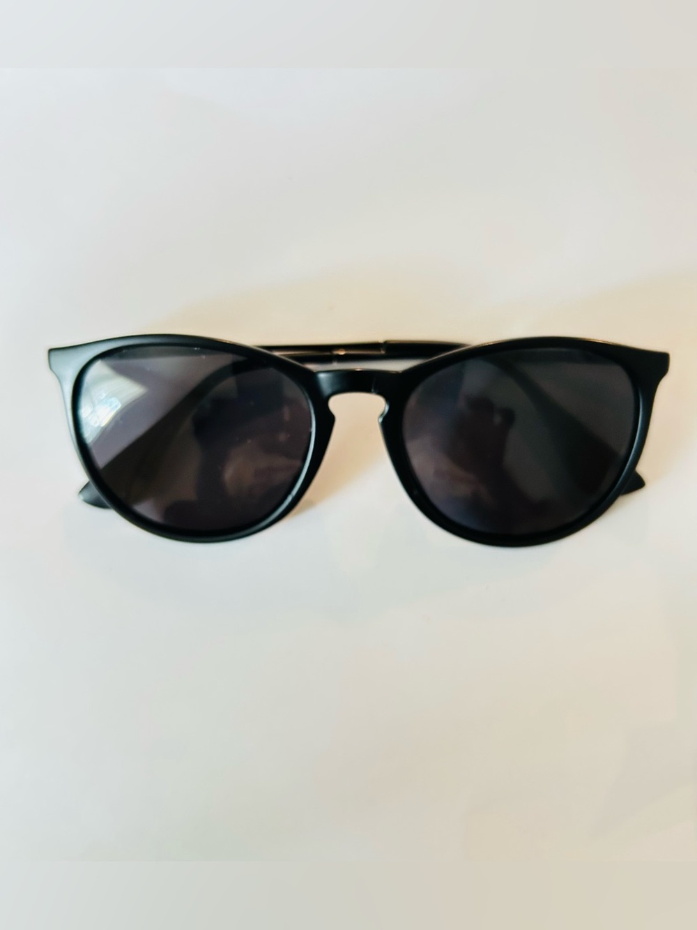 Sunbait Black Sunglasses,1567-52-20-140 (Unisex)